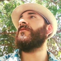 buscar hombres solteros con foto como Nicolas