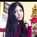 conocer gente como Karo