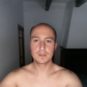 chat and friends with men like Ninoromantico87