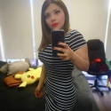 single women with pictures like Yesenia90