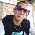 free chat with men with Esequiel