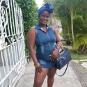meet single women with pictures like Yoania Longchamp Lui