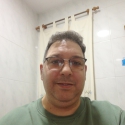 Free chat with David 