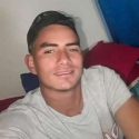 chicos con foto como Rafael 