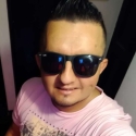 meet single men with pictures like Mario