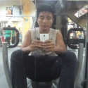 chicos con foto como Irving Pool