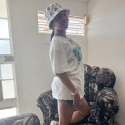 Free chat with Anye Hernandez Neira