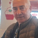 free chat with men with Manolo