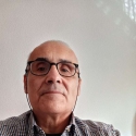 Free chat with Clemente 