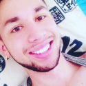 conocer gente con foto como Emanuel Rengifo