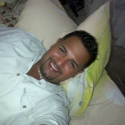 contactos con hombres como Victor
