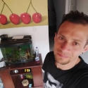 meet people with pictures like Oz_