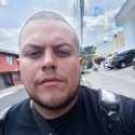buscar homes solters com Kevin 
