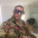 free chat with men with Alejandro 