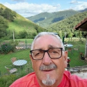 free chat with men with Ángel