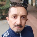meet single men like Manuel