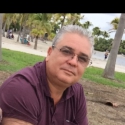buscar hombres solteros con foto como Carlos