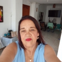 conèixer gent com Nelly Álvarez