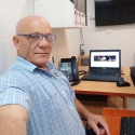 free chat with men with Luis Ernesto