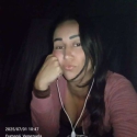 Xatejar gratis amb Lina 