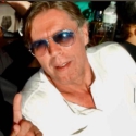 meet single men like Santiago 44