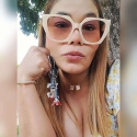 Free chat with Elizabeth