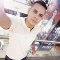 chicos con foto como Ronald