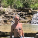 free chat with men with Antonio 