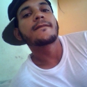 buscar hombres solteros con foto como Alinson Castro