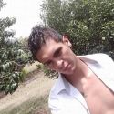 buscar hombres solteros con foto como Giovanny