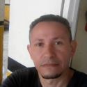 free chat with men with Roberth Marín