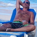 buscar hombres solteros con foto como Christian