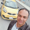 meet single men with pictures like Javier Mauricio