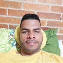 boys with pictures like Andrés Socorro