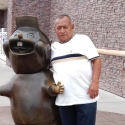 meet single men like Nicho 