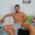 free chat with men with Alejandro Moreno