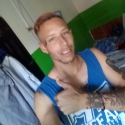 buscar hombres solteros con foto como Juan Schekler