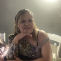 conèixer gent com Adriana Fernández 