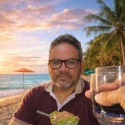 buscar hombres solteros como Gustavo