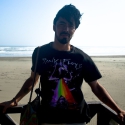 buscar homes solters amb foto com Serj