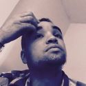 meet single men with pictures like Julian Atehortua