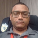 meet single men like Amauris