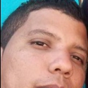 buscar hombres solteros con foto como Albert