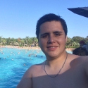 meet single men with pictures like Manuel