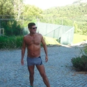 meet single men like Roberto