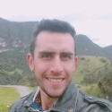 buscar hombres solteros con foto como Esteban