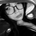 Free chat with Yeni