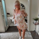 Free chat with Carole
