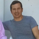 buscar hombres solteros con foto como Julian