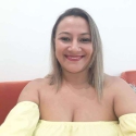 Free chat with women like Luz